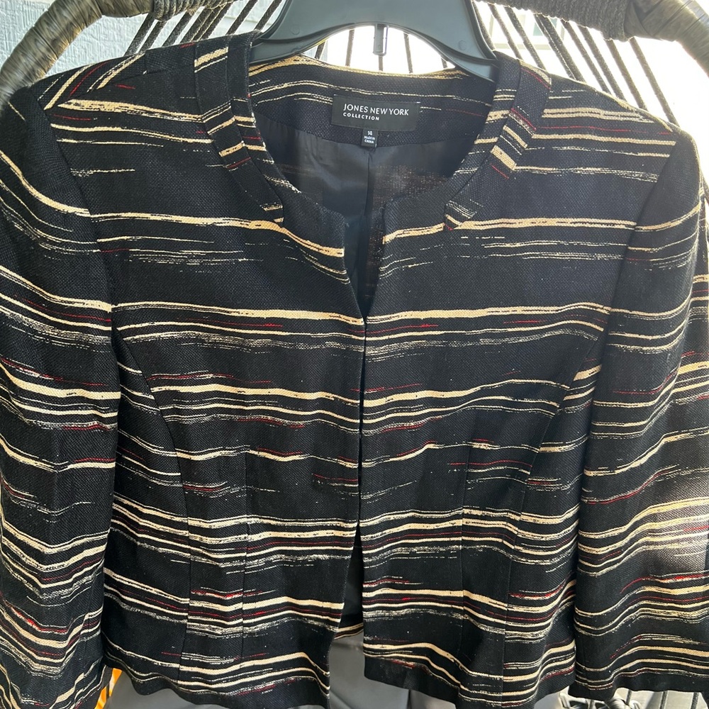 Jones New York collection linen jacket
